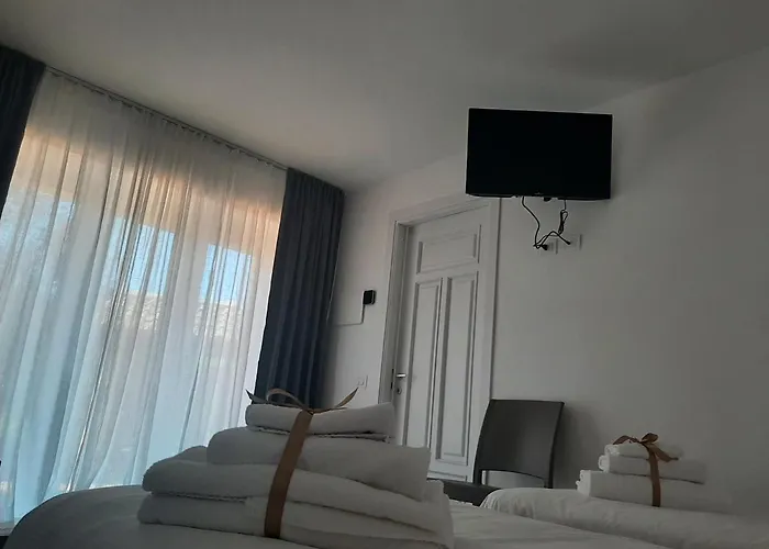 La Casa Dei Nonni Bed & Breakfast 3*